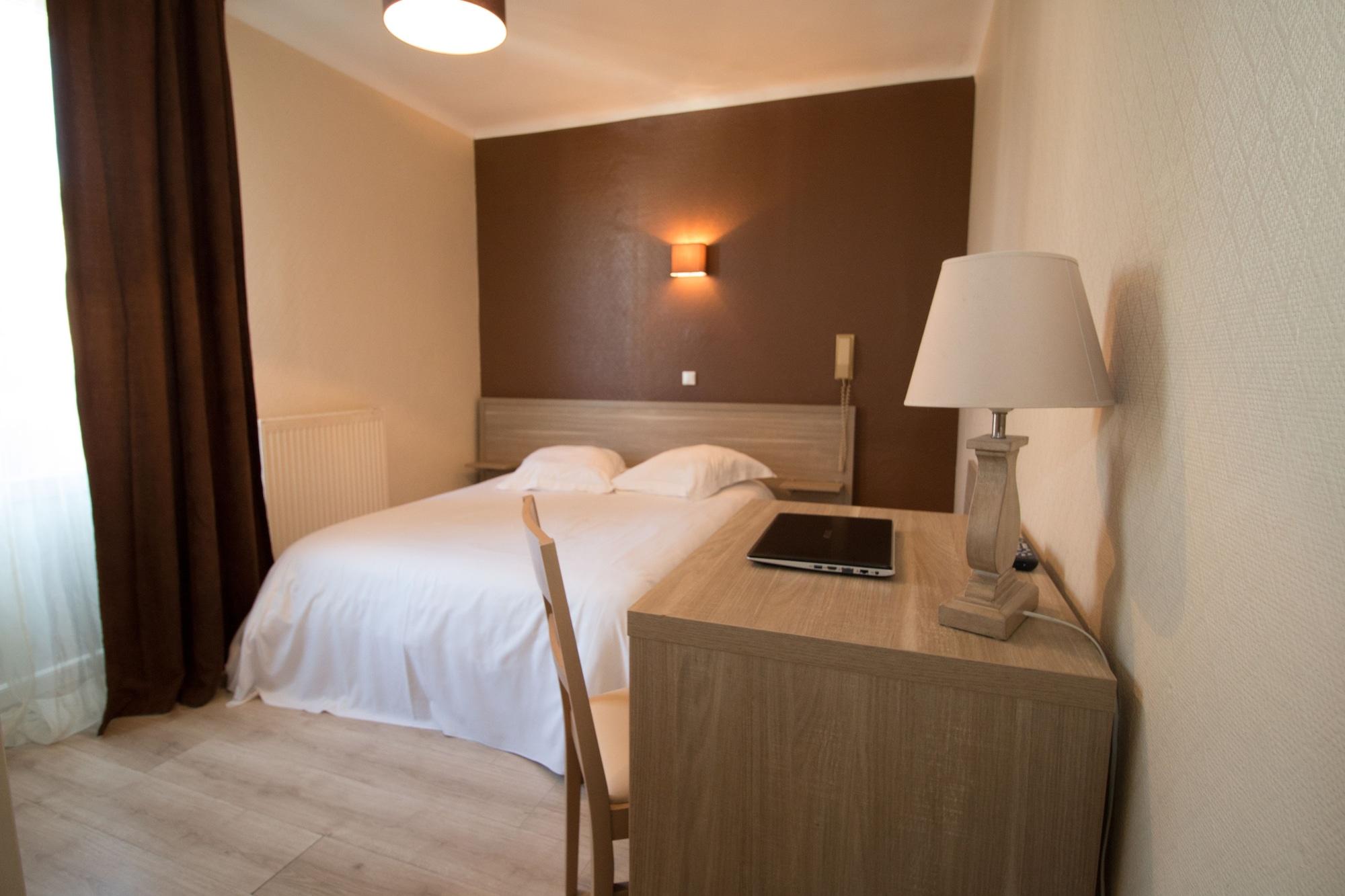 Hotel Pacific Calais Esterno foto